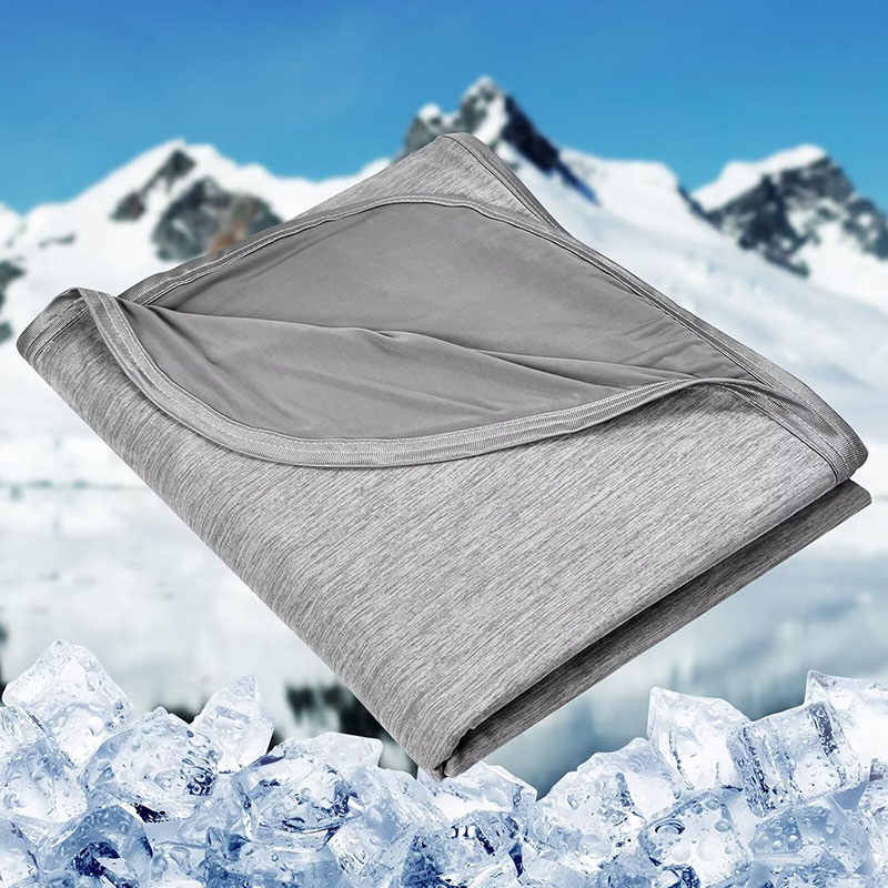 Cooling Blanket Hot Sleepers - Kühlende Sommerdecke für Hitzeempfindliche Leichte Kaltende