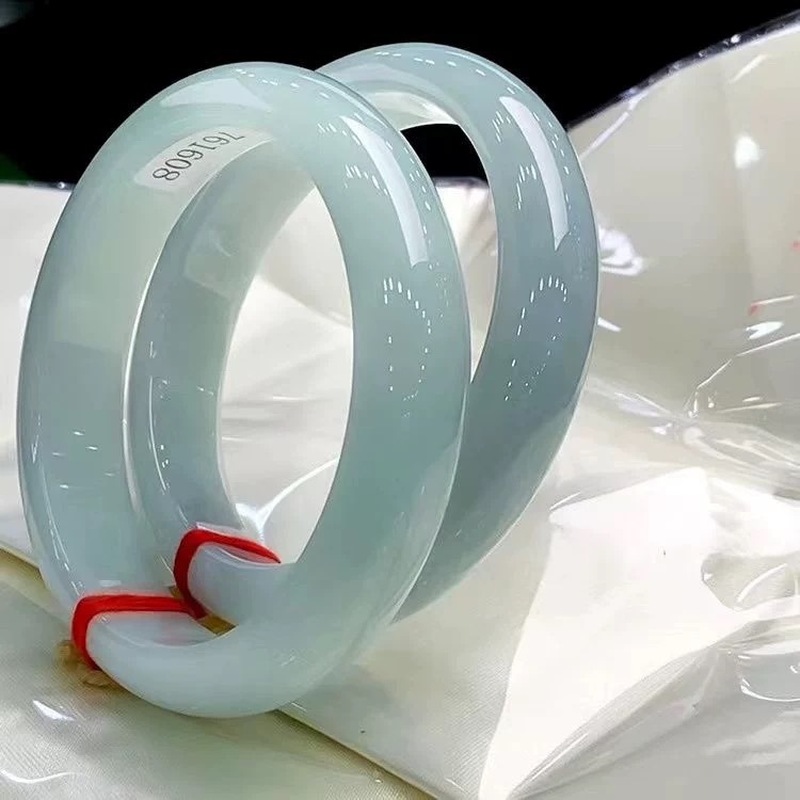 Old Mine Icy Burmese Armband,  – Lighting Bewertung und Preis